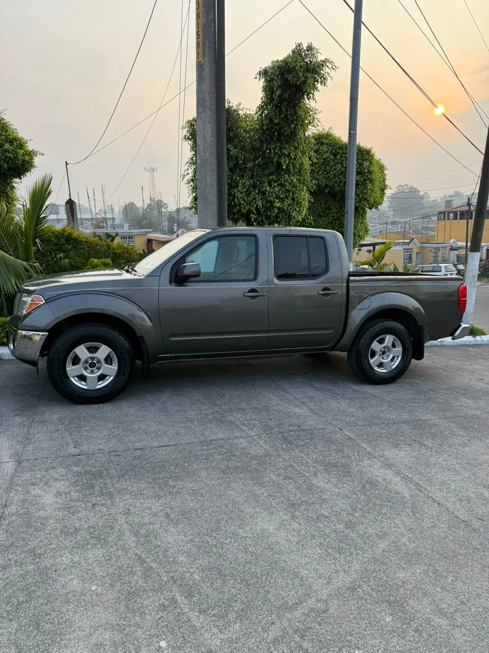 FRONTIER 4X4 M2008  PRECIO ESPECIAL  RECIN INGRESADA
