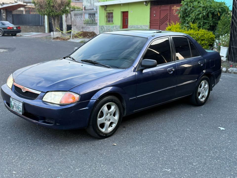 MAZDA PROTEGE 2000 LX