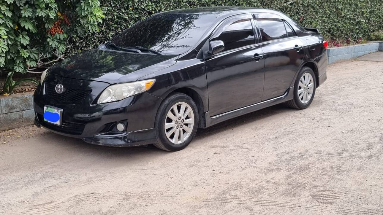 TOYOTA COROLLA S 2010