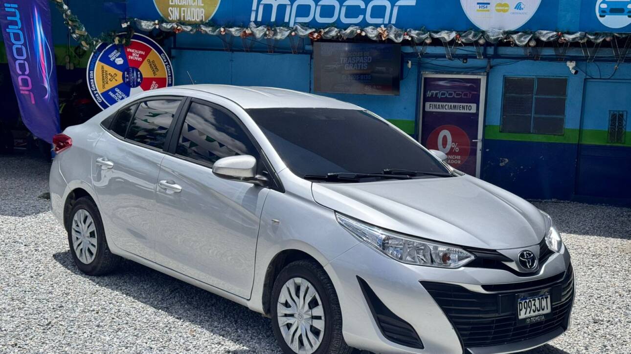 Toyota Yaris de agencia 2020
