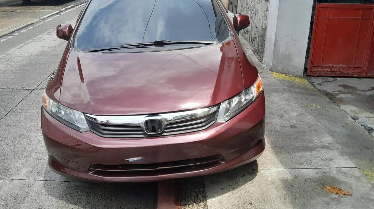 HONDA CIVIC LX 2012