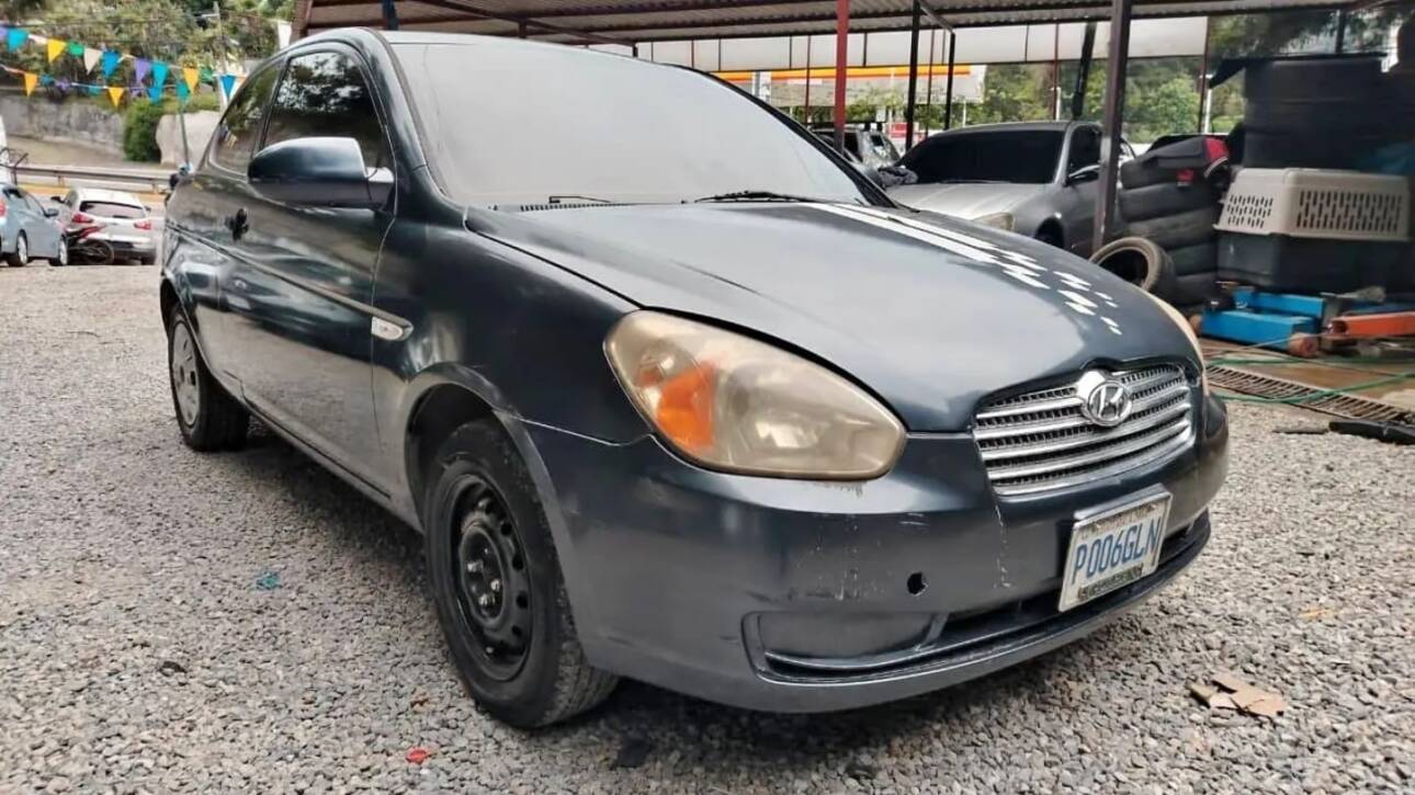 HYUNDAI ACCENT 2009 AGENCIA