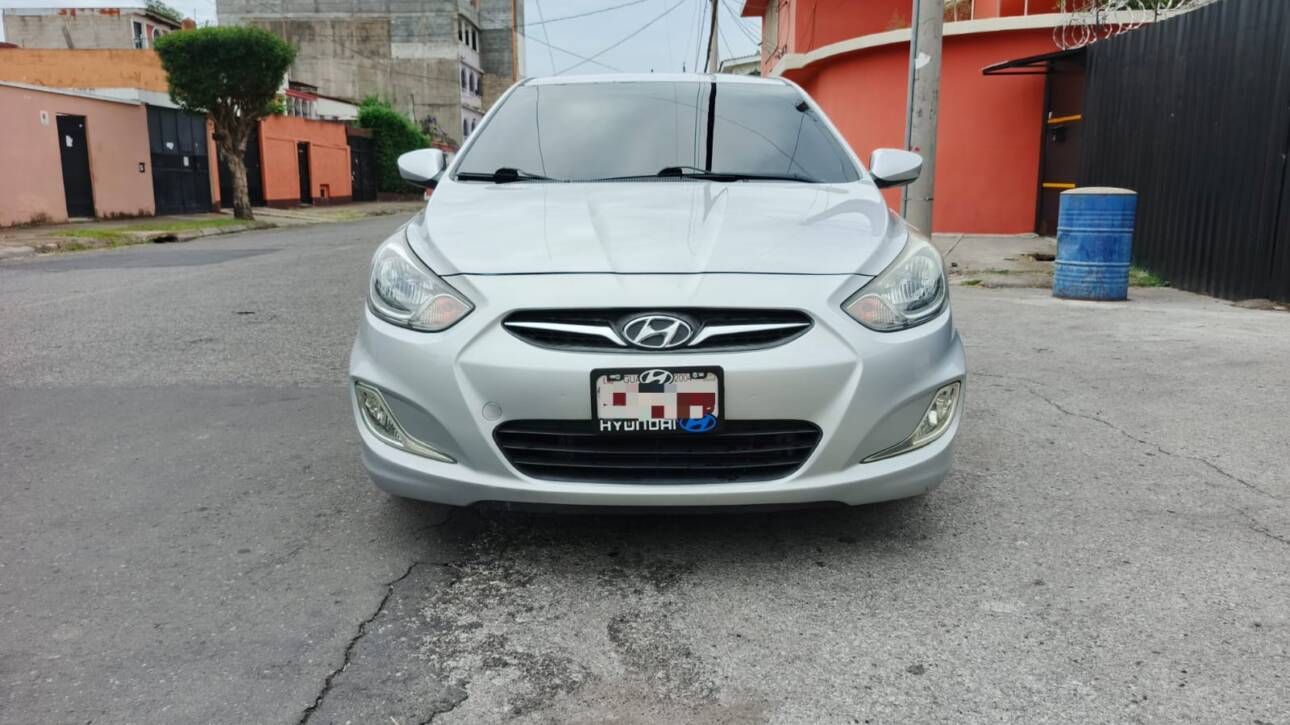 Hyundai Accen GLS 2012