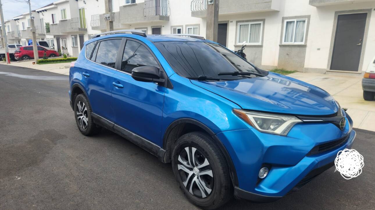 Toyota Rav4 LE 2018