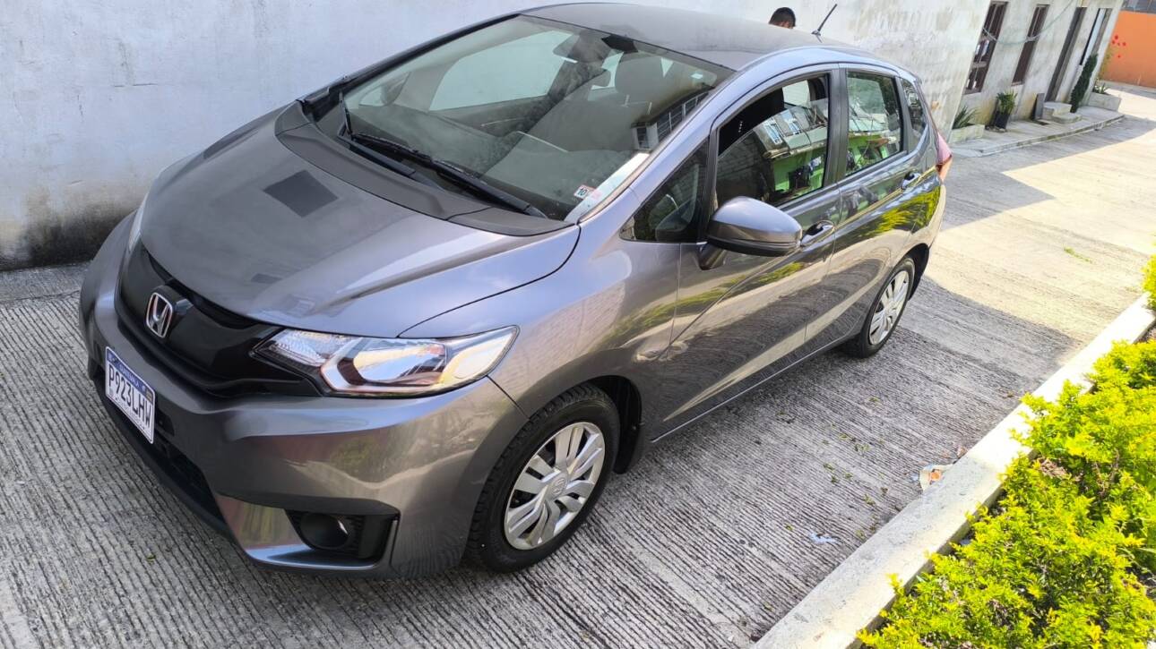 HONDA FIT LX 2015