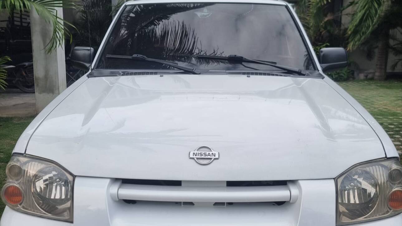 Nissan Frontier 2001