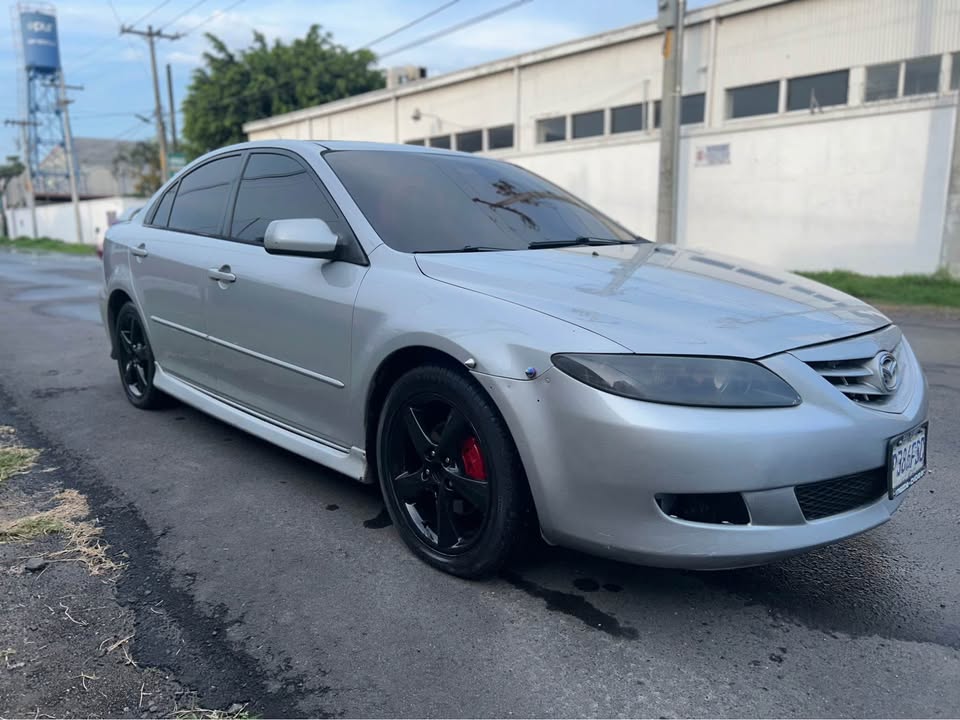 🚗 MAZDA 6 2005