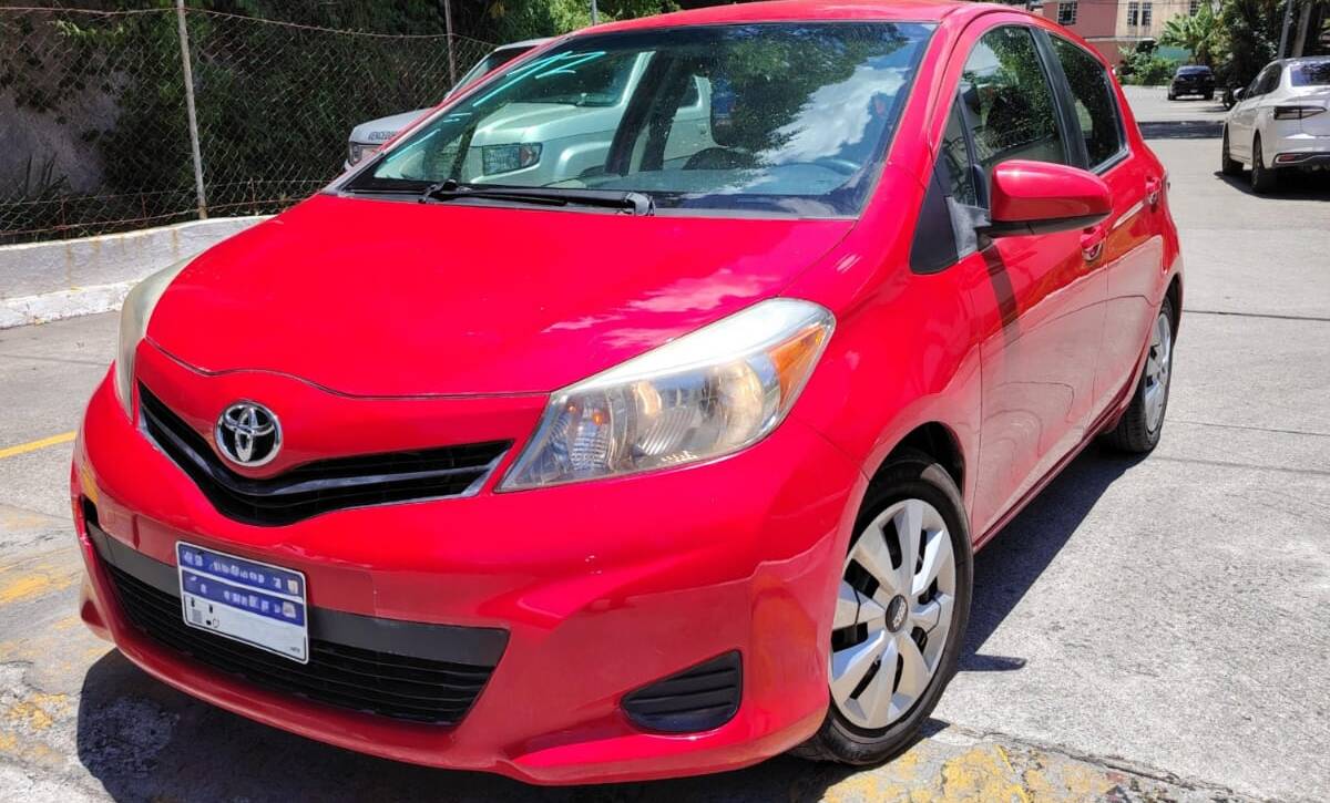 Toyota yaris 2013