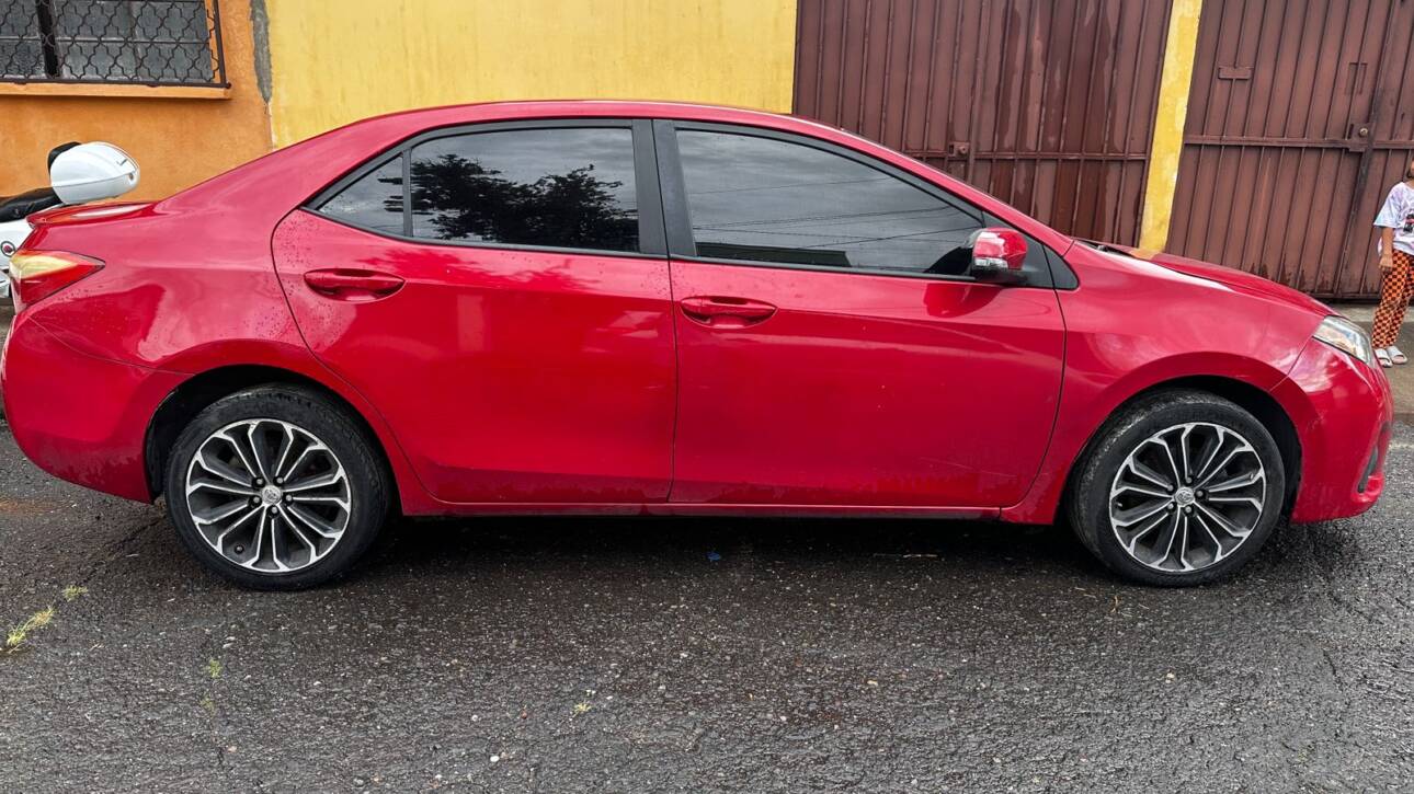 TOYOTA COROLLA S 2014