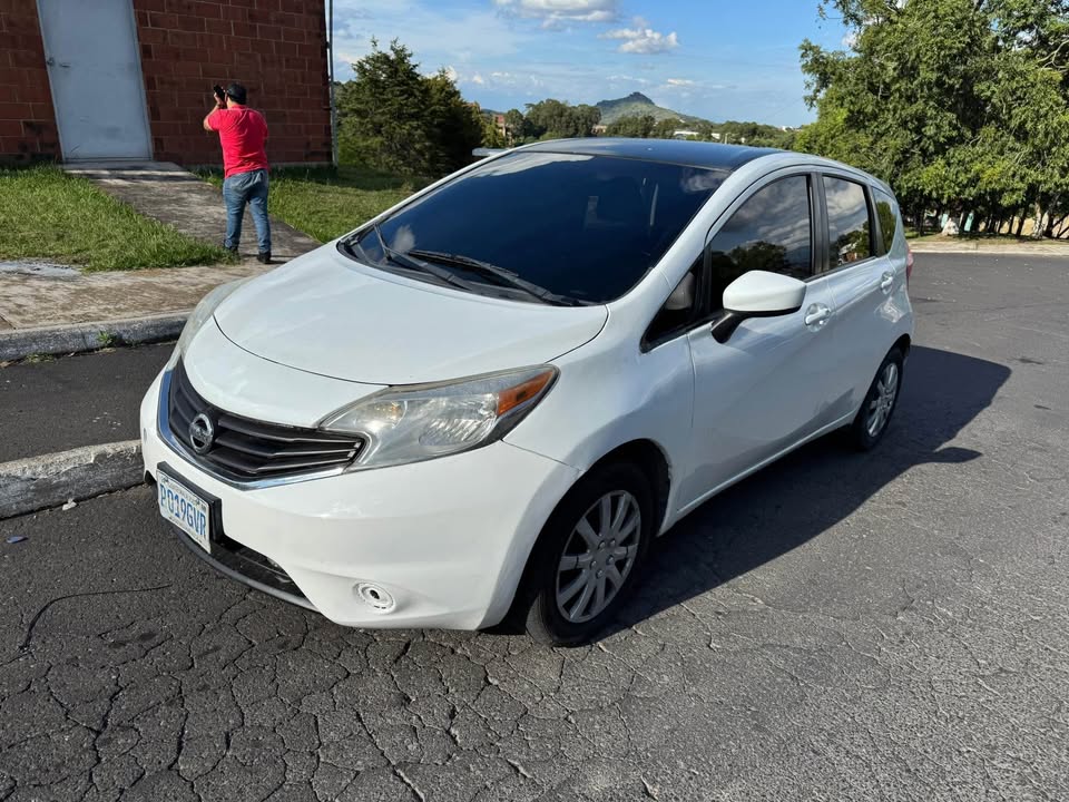 Nissan Versa Note SV 2015