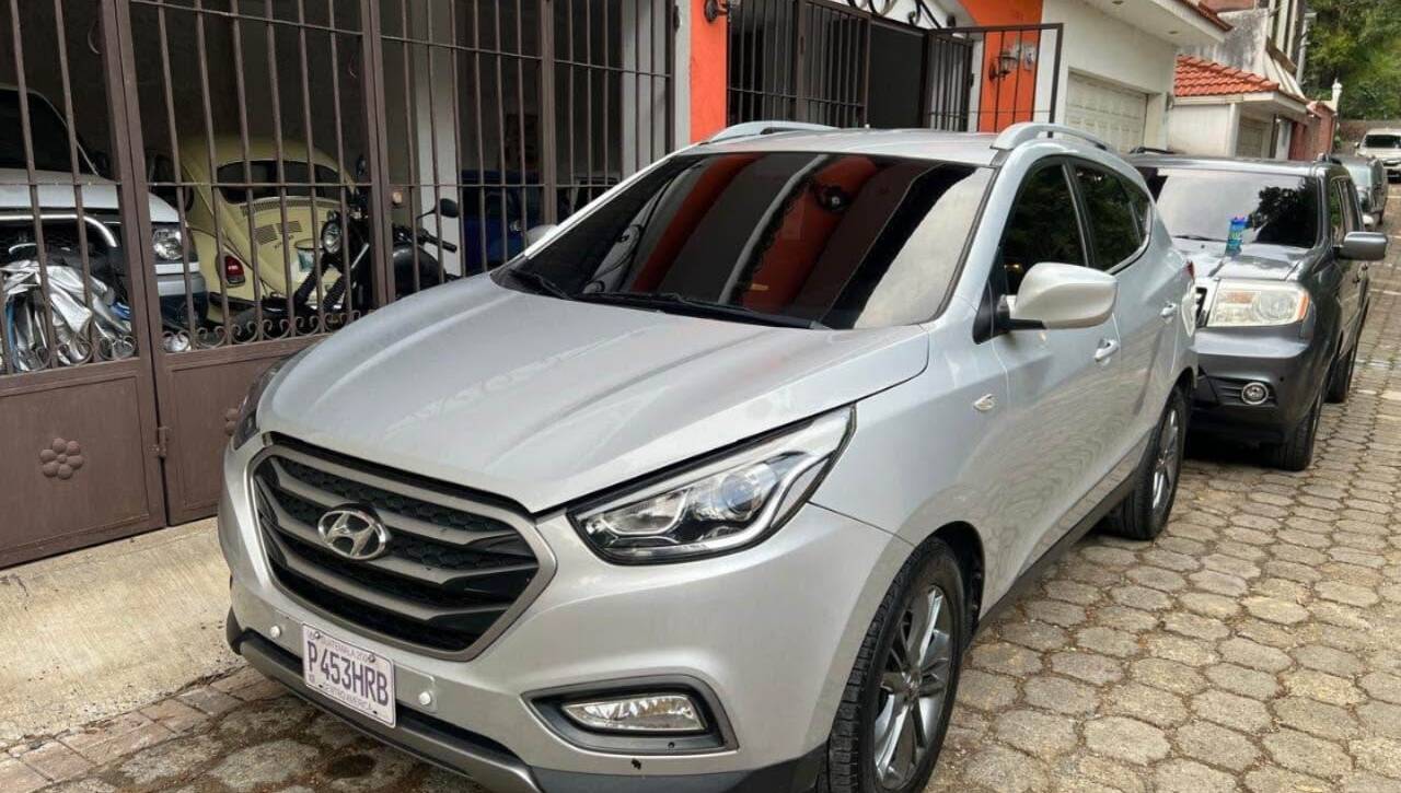 HYUNDAI TUCSON 2015