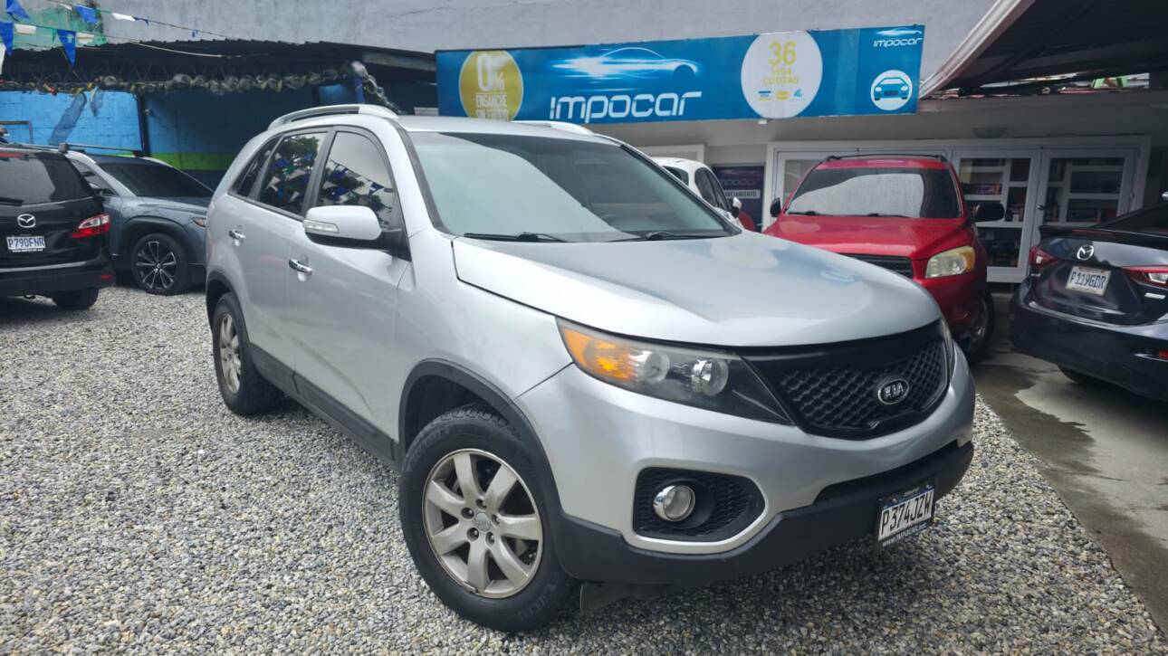 KIA SORENTO 2013 AUTOMATICA