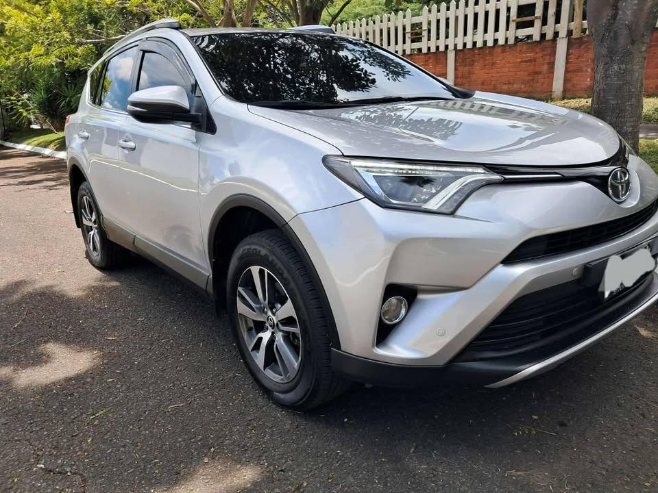 TOYOTA RAV4 DE AGENCIA 2016