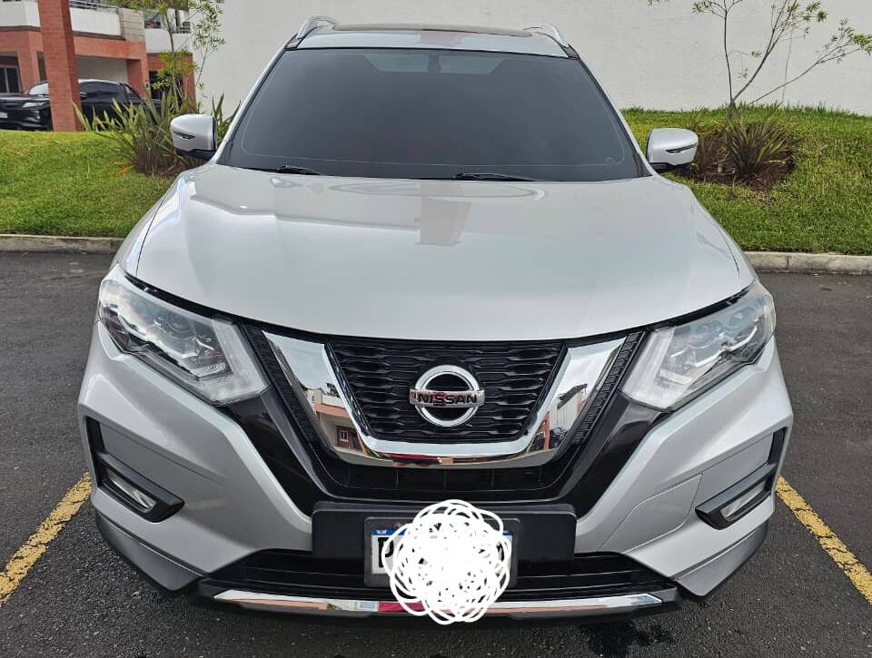 NISSAN X-TRAIL EXCLUSIVE 2021