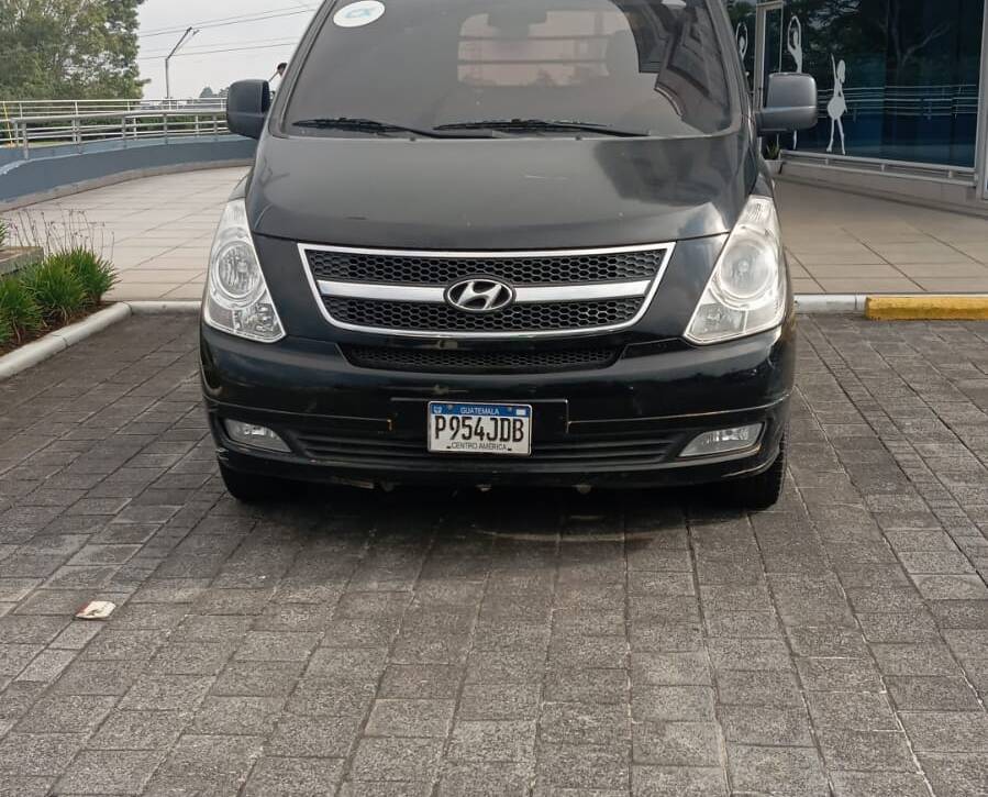 HYUNDAI STAREX 2011