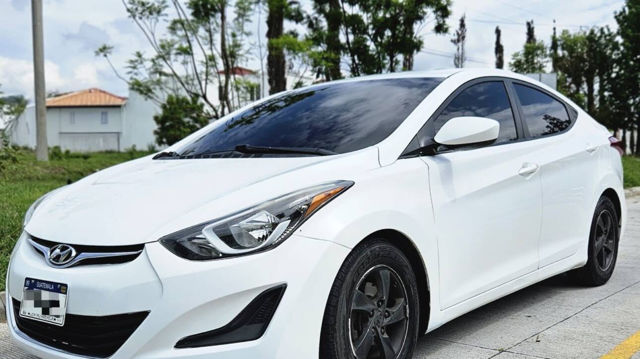HYUNDAI ELANTRA 2015