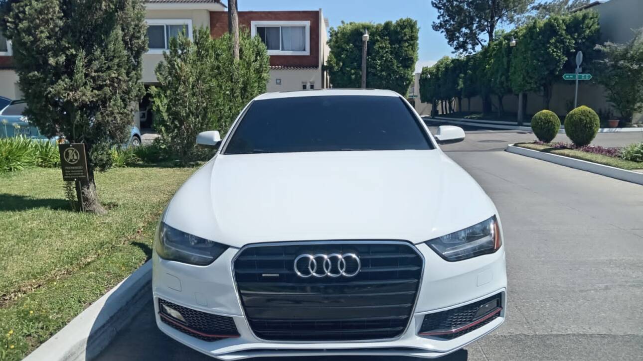 AUDI A4 S-LINE 2013 🚗