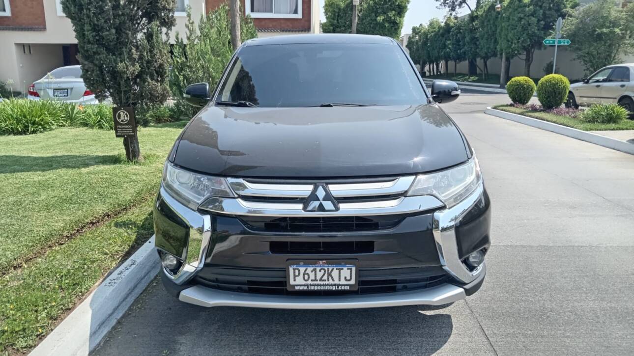 MITSUBISHI OUTLANDER 2016 🚙