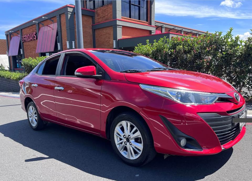 TOYOTA YARIS 2020 DE AGENCIA