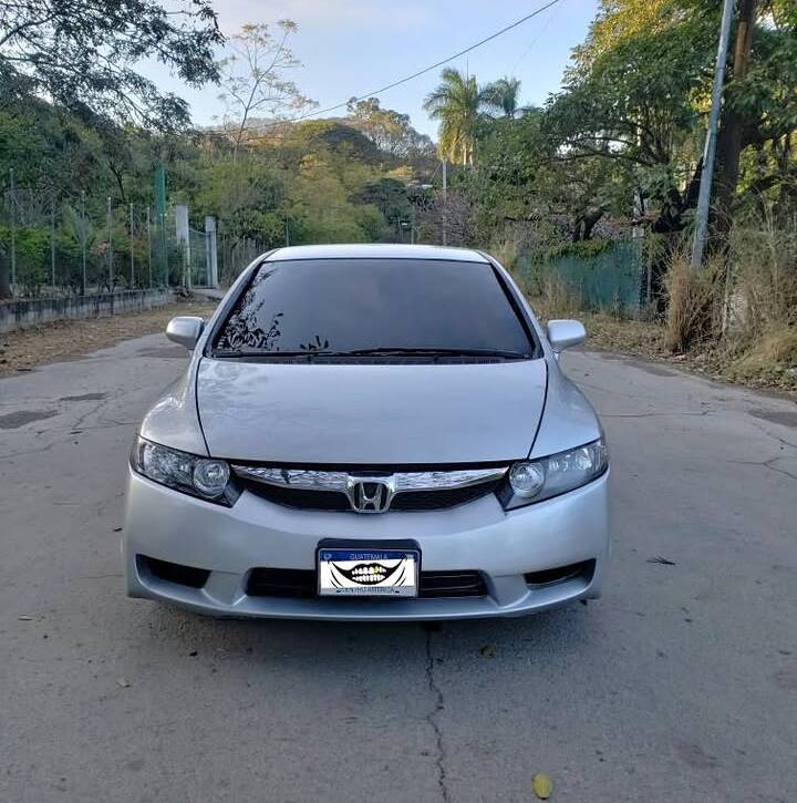 🚗 HONDA CIVIC 2010 – AUTOMÁTICO 🚗💥Confiable, cómoda y elegante — ideal para uso diario y viajesExcelente oportunidad