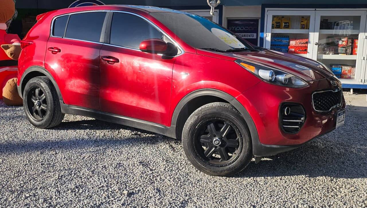 KIA SPORTAGE LX 2017