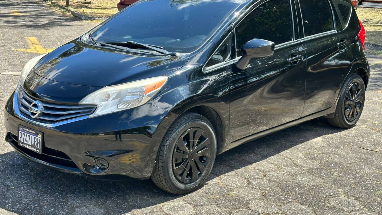 🚗 RECIÉN INGRESO | NISSAN VERSA NV 2016 – HATCHBACK