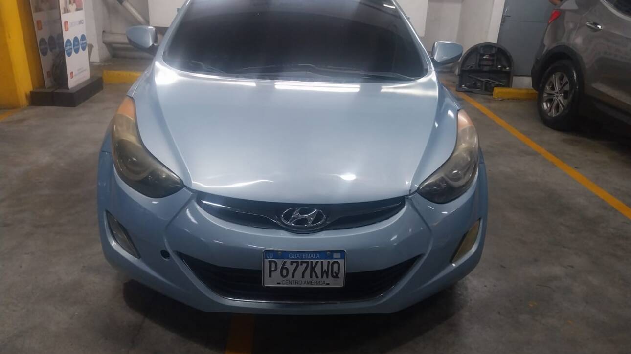 🚗 HYUNDAI ELANTRA 2012 — Moderno, económico y accesible 🚗