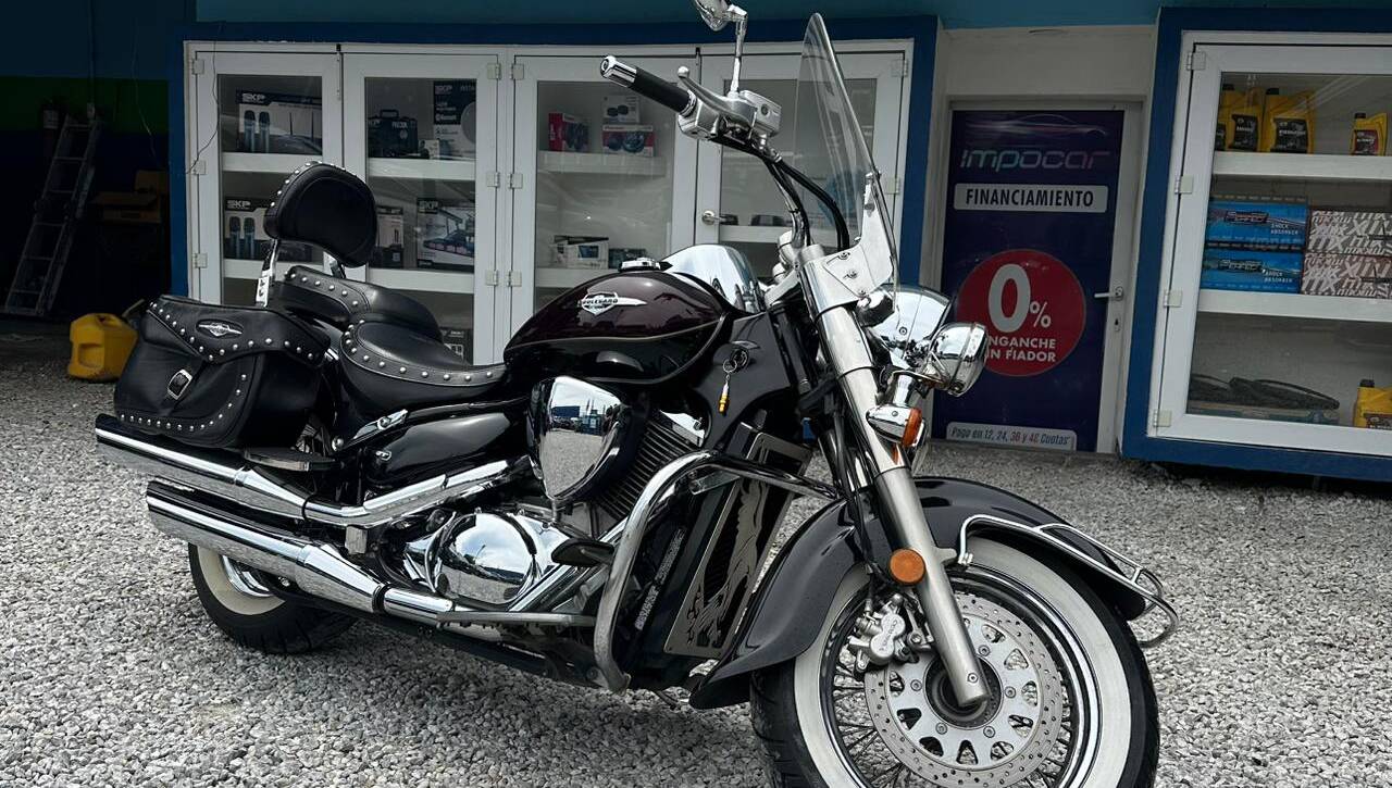 SUZUKI BOULEVARD C-50T 2012