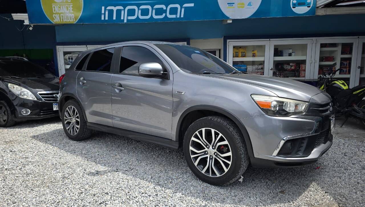 MITSUBISHI OUTLANDER SE SPORT 2019