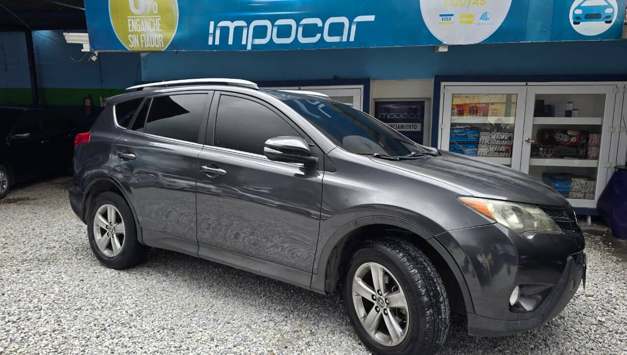 TOYOTA RAV4 XLE 2015